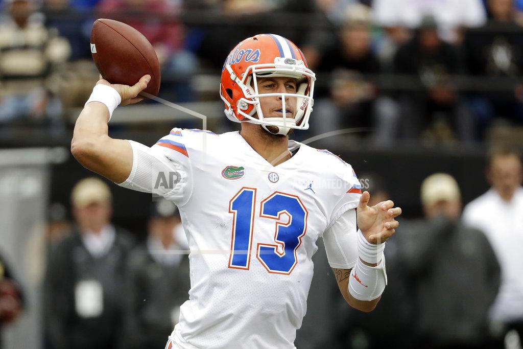Mark Humphrey Florida quarterback Feleipe Franks passes against Vanderbilt in the first half of an NCAA college football game Saturday, Oct. 13, 2018, in Nashville, Tenn. (AP Photo/Mark Humphrey)