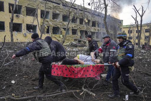 AP image of Mariupol hospital attack wins World Press P... - Vimarsana News