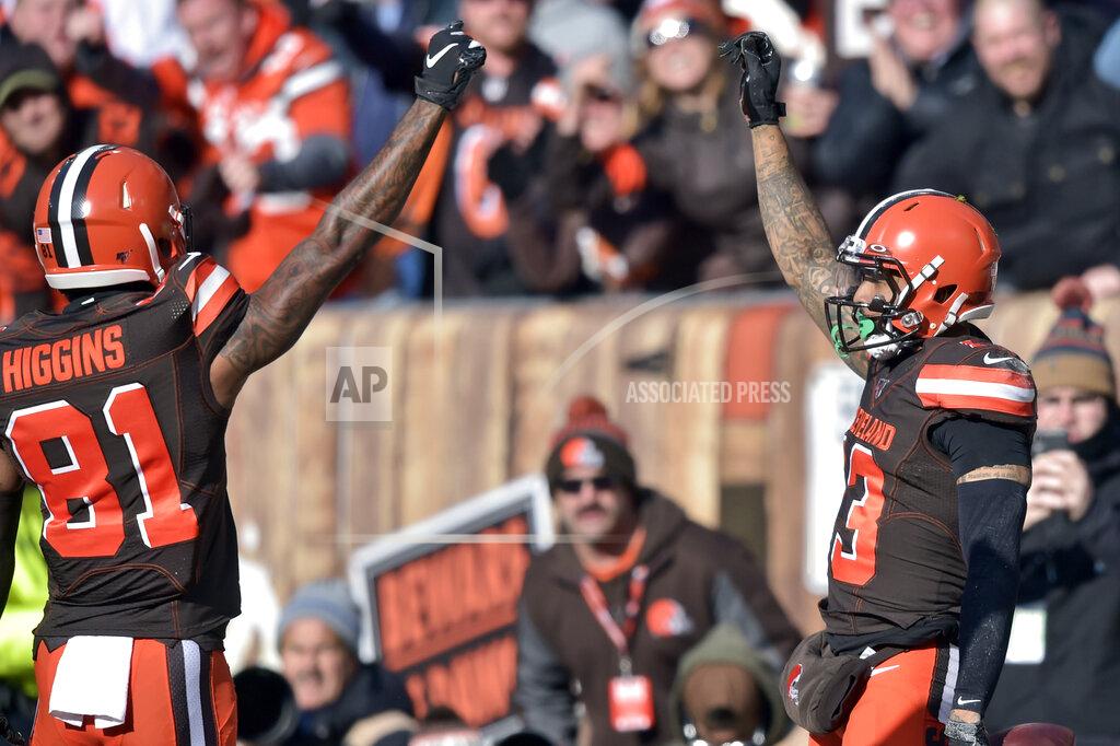 David Richard Cleveland Browns wide receiver Odell Beckham Jr. (13) and wide receiver Rashard Higgins (81) celebrate Beckham's touchdown during the first half of an NFL football game against the Miami Dolphins, Sunday, Nov. 24, 2019, in Cleveland. (AP Photo/David Richard)