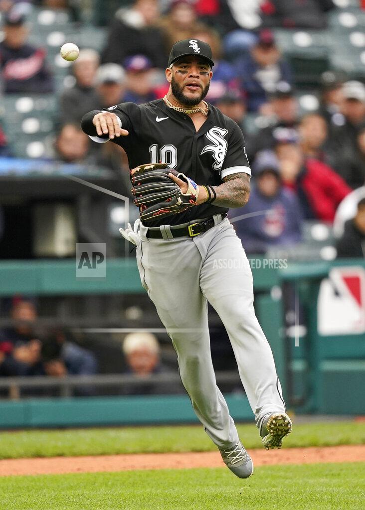 Tony Dejak Chicago White Sox's Yoan Moncada throws out Cleveland Indians' Austin Hedges in the fifth inning in the first baseball game of a doubleheader, Thursday, Sept. 23, 2021, in Cleveland. (AP Photo/Tony Dejak)
