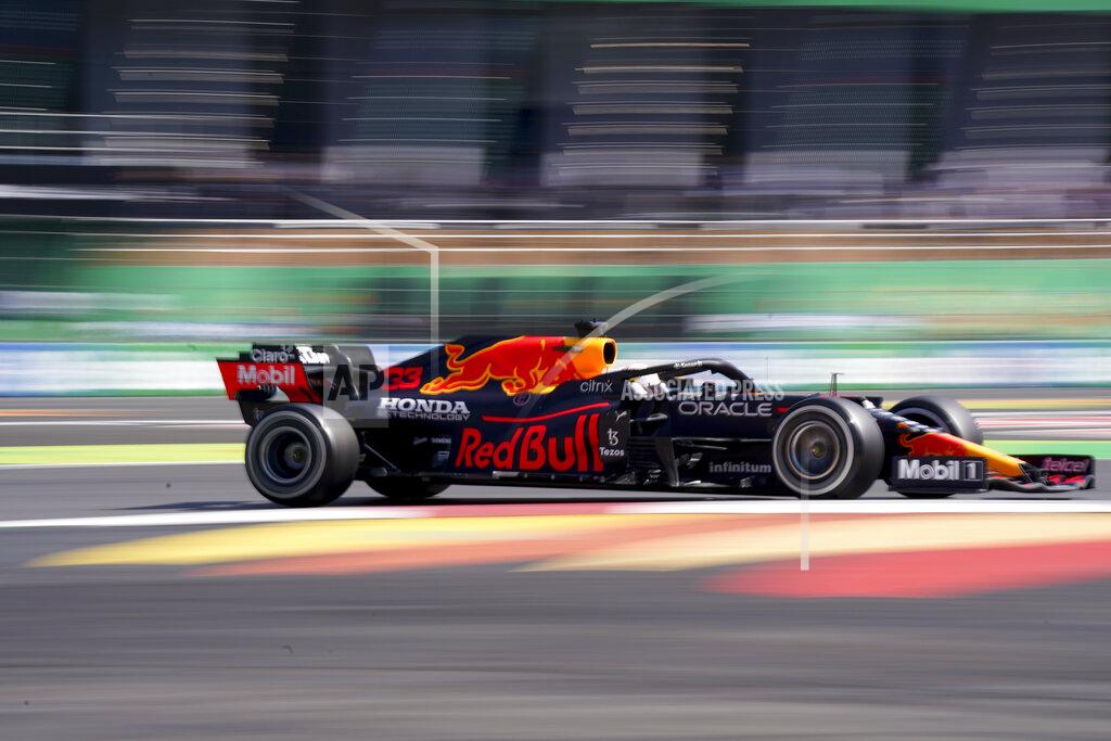 Fernando Llano Red Bull's Max Verstappen drives his car during the Formula One Mexico Grand Prix auto race at the Hermanos Rodriguez racetrack in Mexico City, Sunday, Nov. 7, 2021. (AP Photo/Fernando Llano)