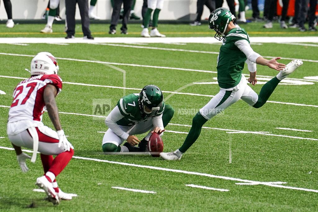 Frank Franklin Ii New York Jets kicker Sam Ficken, right, boots a field goal during the first half of an NFL football game against the Arizona Cardinals, Sunday, Oct. 11, 2020, in East Rutherford. (AP Photo/Frank Franklin II)