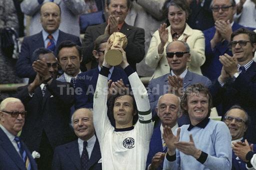 Franz Beckenbauer, who won the World Cup both as player... - Vimarsana News