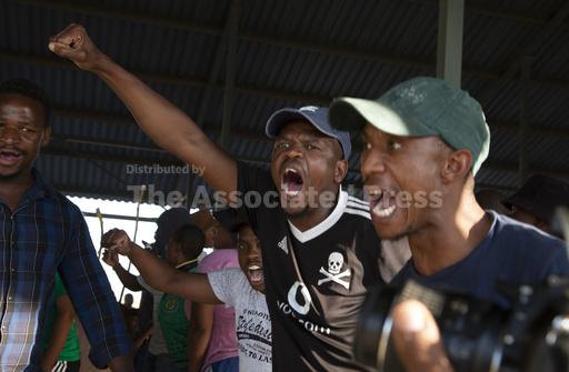 109 miners escape from gold mine in South Africa but ot... - Vimarsana News