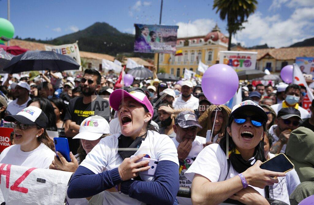 Fernando Vergara Supporters of Historical Pact coalition presidential candidate Gustavo Petro, attend a closing campaign rally in Zipaquira, Colombia, Sunday, May 22, 2022. Elections are set for May 29. (AP Photo/Fernando Vergara)