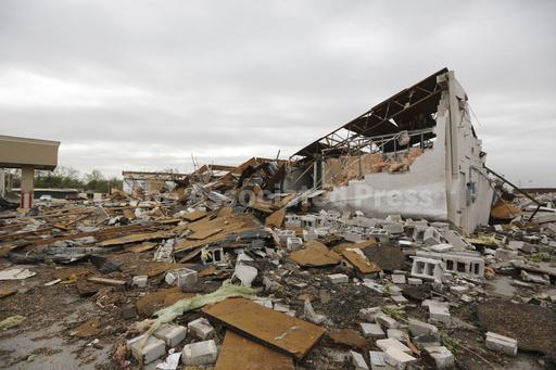 Tornadoes kill 3 in Oklahoma; new storms possible Thurs... - Vimarsana News