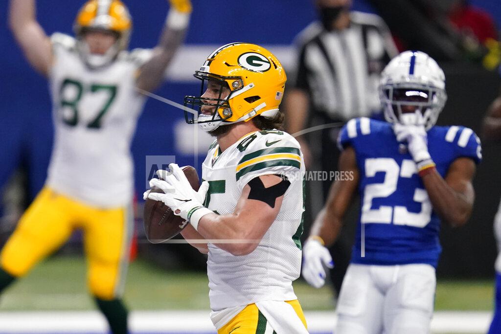 Michael Conroy Green Bay Packers' Robert Tonyan (85) makes a touchdown reception during the first half of an NFL football game against the Indianapolis Colts, Sunday, Nov. 22, 2020, in Indianapolis. (AP Photo/Michael Conroy)
