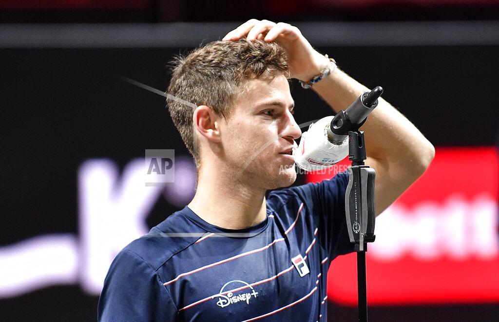 Martin Meissner Argentina's Diego Schwartzmann talks to spectators, media and organizers after the ATP bett1HULKS Championship tennis final against Germany's Alexander Zverev in Cologne, Germany, Sunday, Oct. 25, 2020. (AP Photo/Martin Meissner)