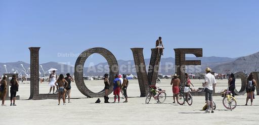 Burning Man survived a muddy quagmire. Will the experim... - Vimarsana News