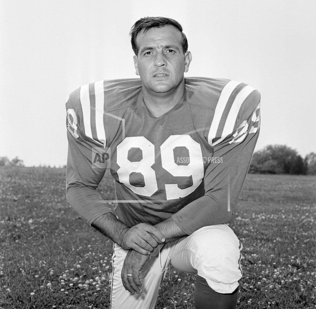 Former Colts Hall of Fame lineman Gino Marchetti dead at 93