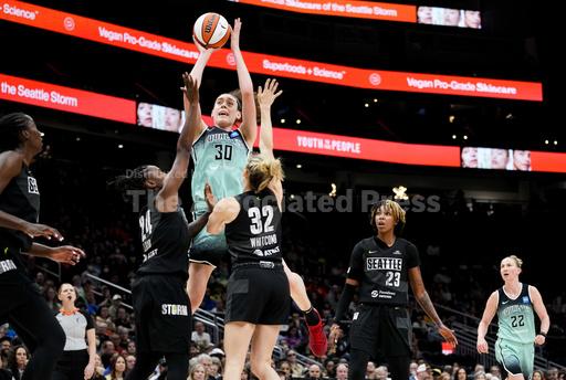 Breanna Stewart edges A'ja Wilson for AP WNBA Player of the Year honors by 1 vote - Vimarsana News