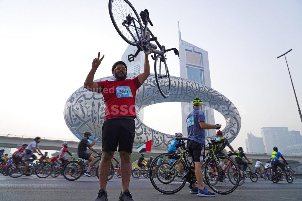 Dubai Bikes On Highway Buy Photos AP Images DetailView