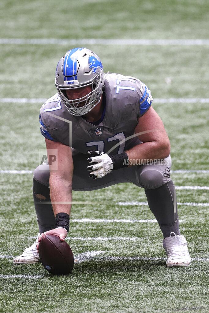 Margaret Bowles Detroit Lions center Frank Ragnow (77) prepares to snap the ball in an NFL game against the Atlanta Falcons, Sunday, Oct. 25, 2020 in Atlanta. The Lions defeated the Falcons 23-22. (Margaret Bowles via AP)