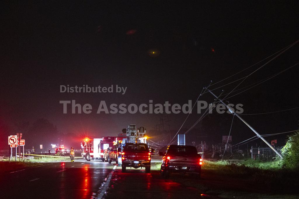 Michigan storms with 75 mph winds down trees and power lines, five ...