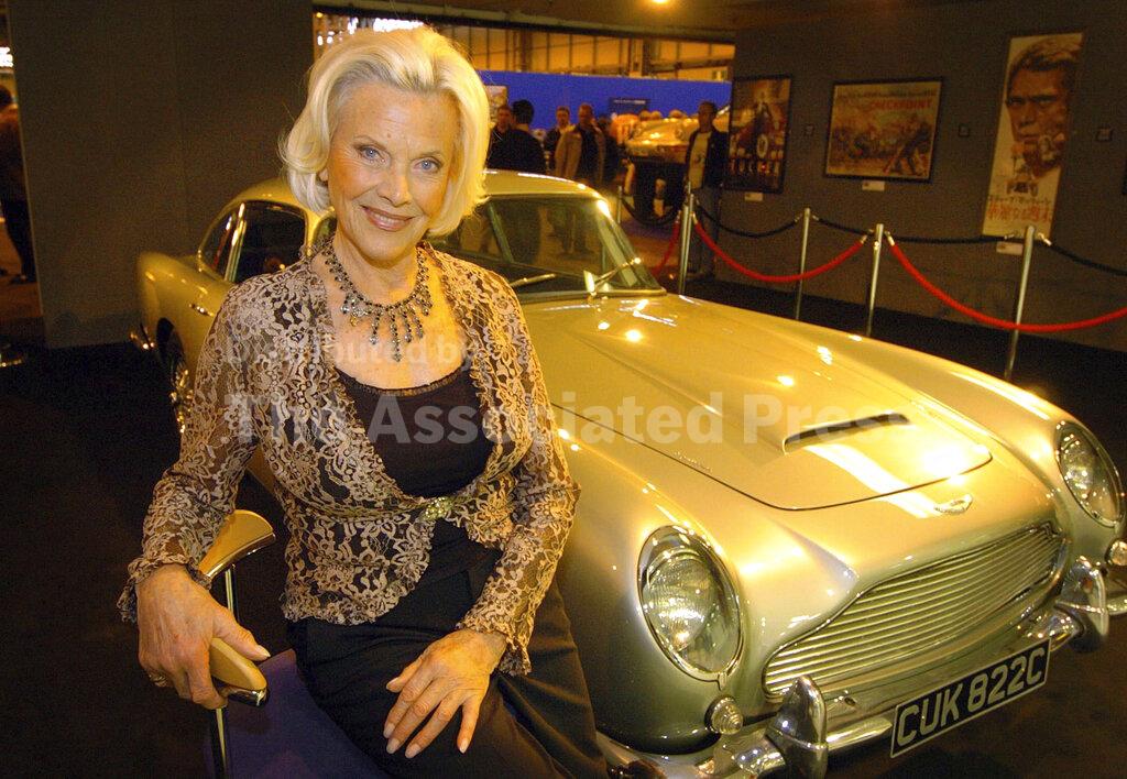 Honor Blackman death | Buy Photos | AP Images | DetailView