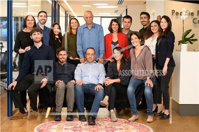 The Grove Ventures Team. Photographer: David Garb, Courtesy of Grove Ventures (www.grovevc.com).