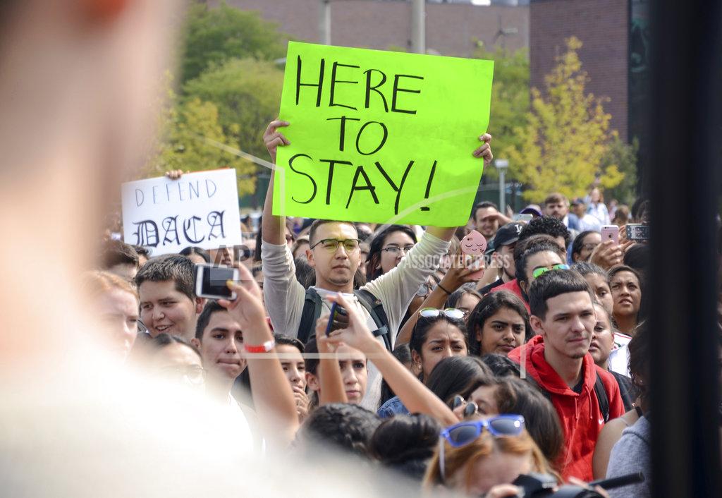 'Amnesty' fight threatens pursuit of immigration deal 'Amnesty' fight threatens pursuit of immigration deal