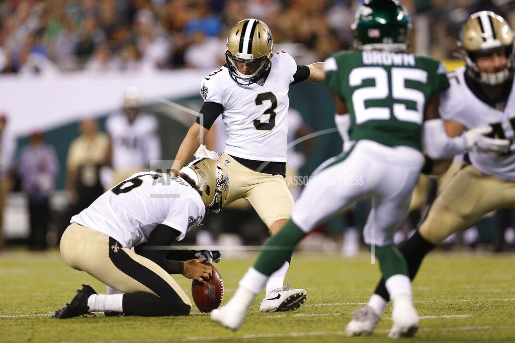 Adam Hunger New Orleans Saints Wil Lutz (3) kicks a field goal during the first half of the team's preseason NFL football game against the New York Jets on Saturday, Aug. 24, 2019, in East Rutherford, N.J. (AP Photo/Adam Hunger)
