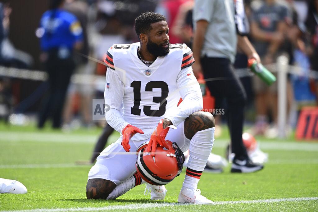 FILE - Cleveland Browns wide receiver Odell Beckham Jr. is shown before an NFL football game against the New York Giants, Sunday, Aug. 22, 2021, in Cleveland. Odell Beckham Jr. has been cleared for takeoff.
The star Browns wide receiver made it full through a full week of practice without any issues with his reconstructed knee and coach Kevin Stefanski said Friday, Sept. 24, 2021, that Beckham will make his return Sunday against the Chicago Bears. (AP Photo/David Dermer, File)