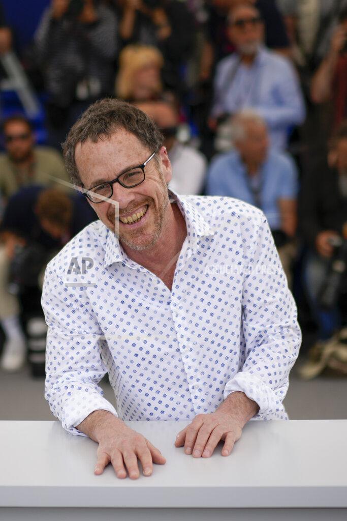 Daniel Cole Ethan Coen poses for photographers at the photo call for the film 'Jerry Lee Lewis: Trouble in Mind' at the 75th international film festival, Cannes, southern France, Monday, May 23, 2022. (AP Photo/Daniel Cole)