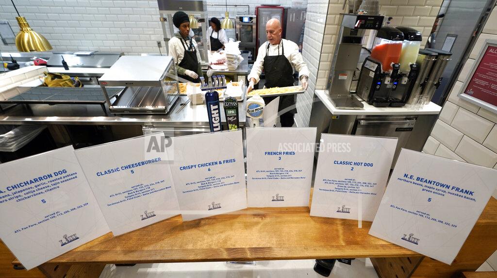 Super Bowl stadium looks to be a standout for hungry fans