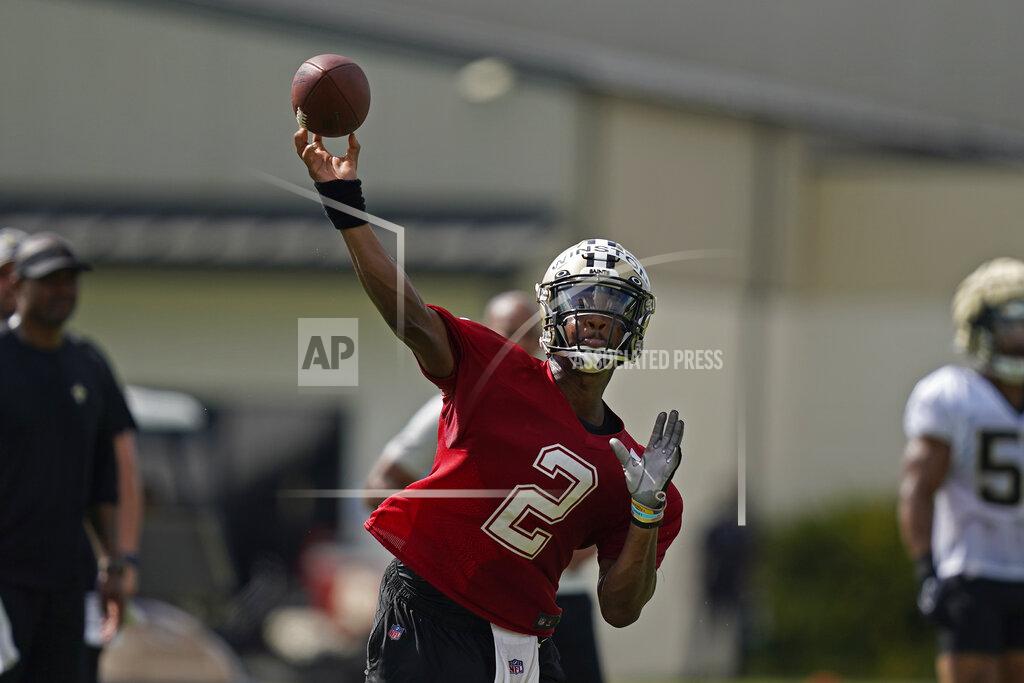 Gerald Herbert New Orleans Saints quarterback Jameis Winston (20) passes during training camp at their NFL football training facility in Metairie, La., Saturday, July 30, 2022. (AP Photo/Gerald Herbert)
