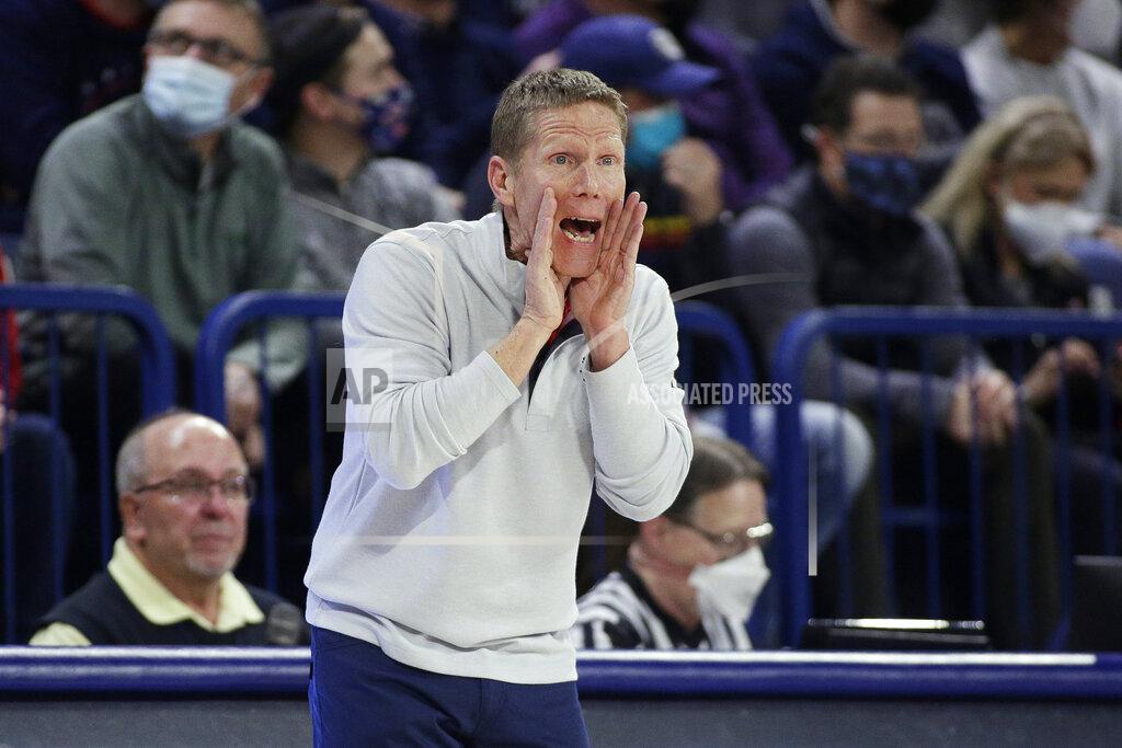 Young Kwak Gonzaga head coach Mark Few shouts to players during the second half of the team's NCAA college basketball game against San Francisco, Thursday, Jan. 20, 2022, in Spokane, Wash. Gonzaga won 78-62. (AP Photo/Young Kwak)