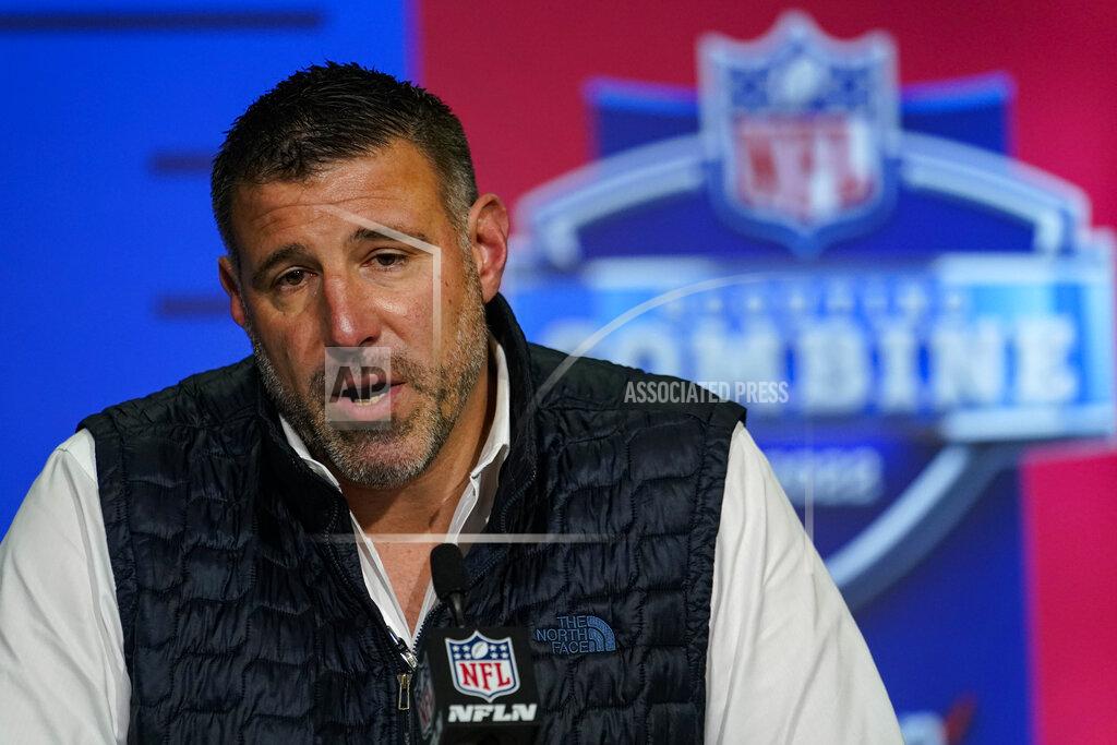 Michael Conroy Tennessee Titans head coach Mike Vrabel speaks during a press conference at the NFL football scouting combine in Indianapolis, Wednesday, March 2, 2022. (AP Photo/Michael Conroy)