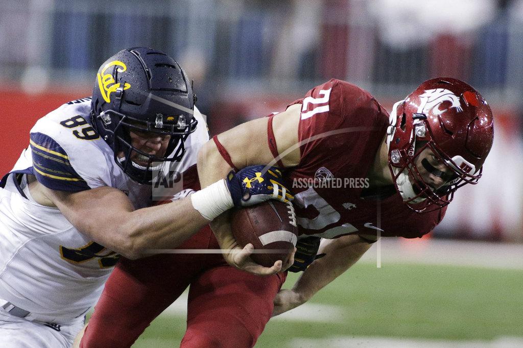 Young Kwak California linebacker Evan Weaver (89) tackles Washington State running back Max Borghi (21) during the second half of an NCAA college football game in Pullman, Wash., Saturday, Nov. 3, 2018. Washington State won 19-13. (AP Photo/Young Kwak)