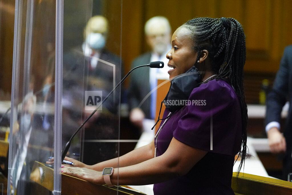 Darron Cummings Rep. Robin Shackleford speaks on the state budget during a session at the Statehouse, Thursday, April 22, 2021, in Indianapolis. (AP Photo/Darron Cummings)