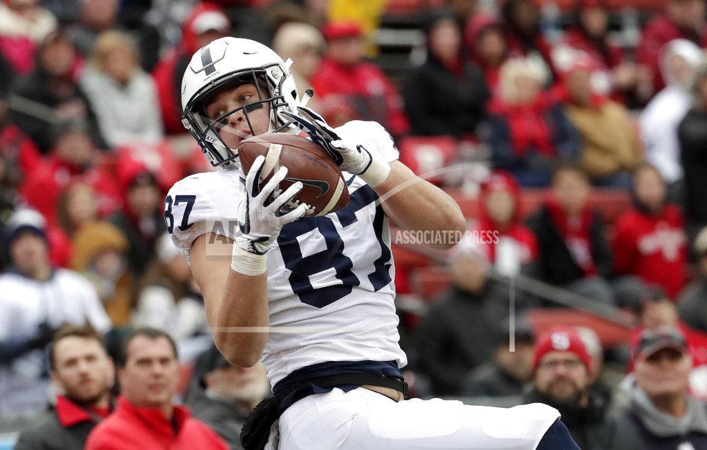 Julio Cortez Penn State tight end Pat Freiermuth catches a touchdown pass from quarterback Trace McSorley during the second half of an NCAA college football game against Rutgers, Saturday, Nov. 17, 2018, in Piscataway, N.J. (AP Photo/Julio Cortez)
