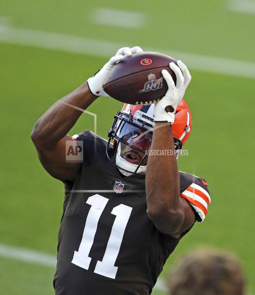 Joshua Gunter Cleveland Browns wide receiver Donovan Peoples-Jones warms up for the NFL football team's scrimmage Friday, Sept. 4, 2020, in Cleveland. (Joshua Gunter/Cleveland.com via AP)