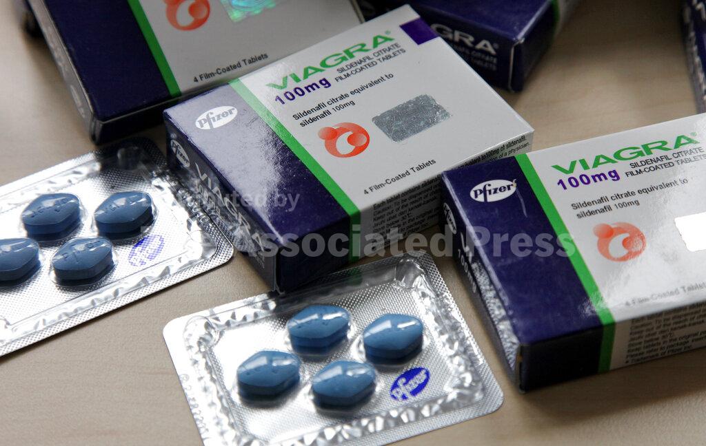 DEU Zoll Bilanz | Buy Photos | AP Images | DetailView