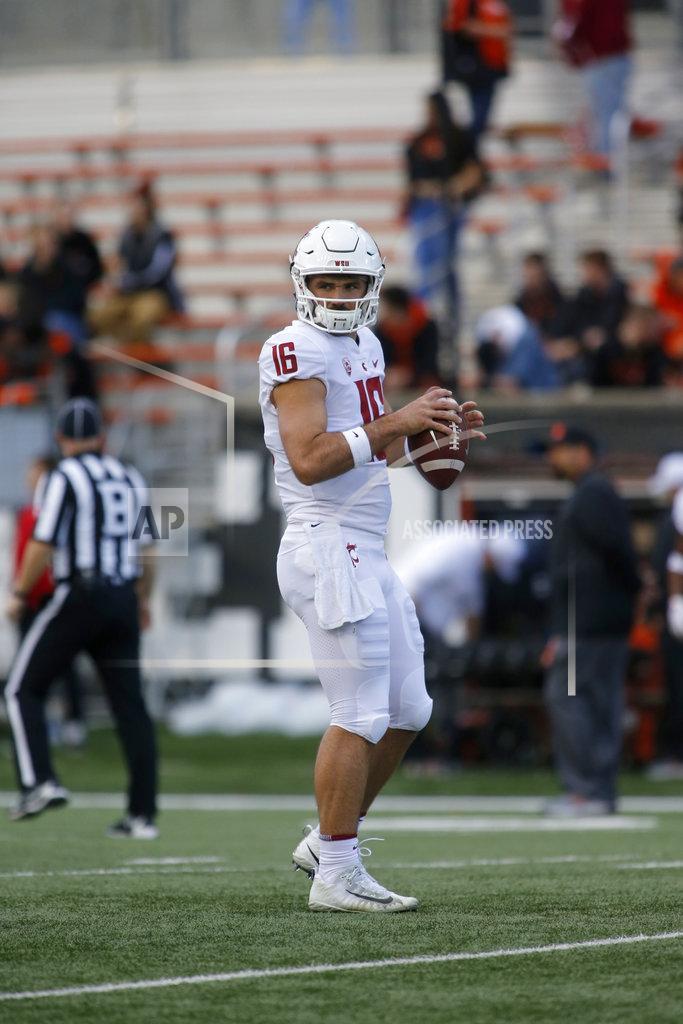 Washington State quarterback Gardner Minshew II (16) before an NCAA college football in Corvallis, Ore., on Saturday Oct. 6, 2018. (AP Photo/Timothy J. Gonzalez)