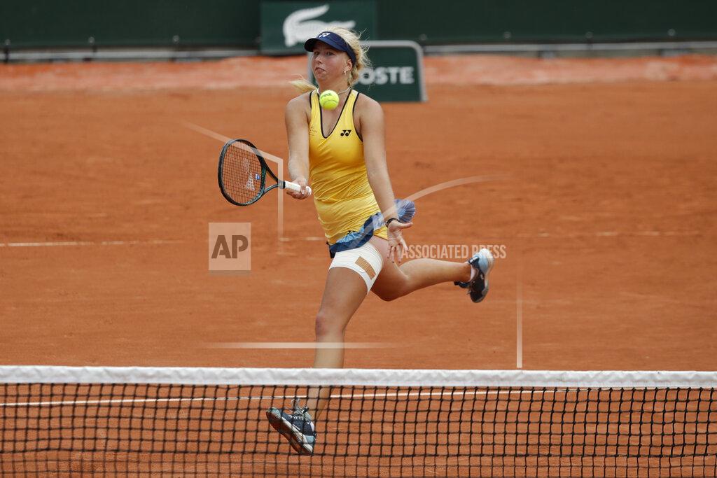Alessandra Tarantino Denmark's Clara Tauson plays a shot against Jennifer Brady of the U.S. in the first round match of the French Open tennis tournament at the Roland Garros stadium in Paris, France, Tuesday, Sept. 29, 2020. (AP Photo/Alessandra Tarantino)