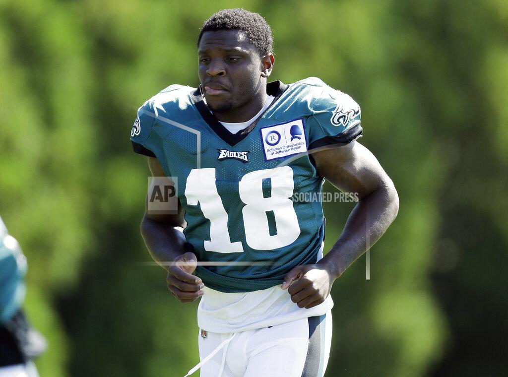 Yong Kim Philadelphia Eagles wide receiver Jalen Reagor warms-up during an NFL football training camp practice in Philadelphia, Monday, Aug. 17, 2020. (Yong Kim/Pool Photo via AP)