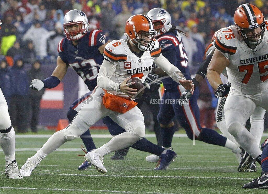 Steven Senne Cleveland Browns quarterback Baker Mayfield scrambles against the New England Patriots in the second half of an NFL football game, Sunday, Oct. 27, 2019, in Foxborough, Mass. (AP Photo/Steven Senne)