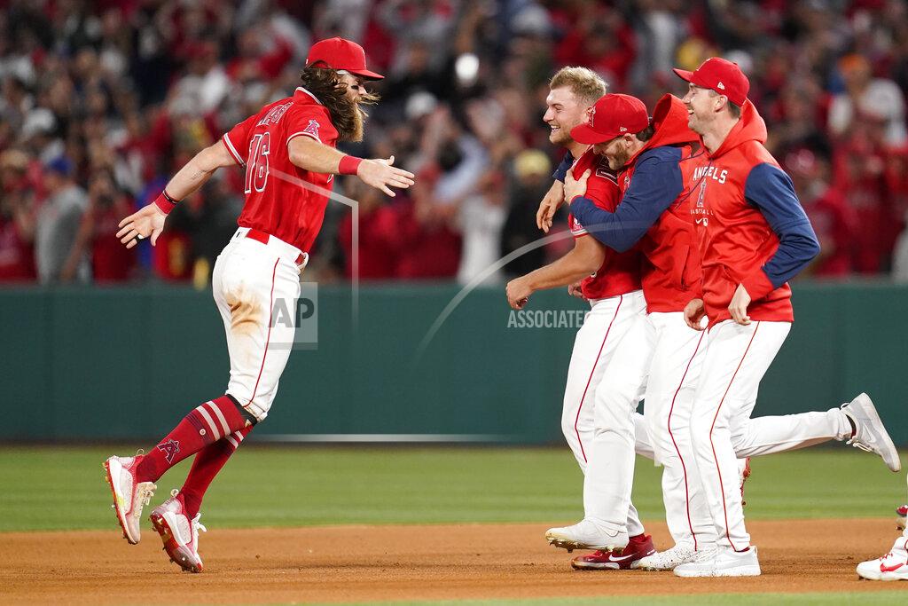Ashley Landis Los Angeles Angels starting pitcher Reid Detmers (48) celebrates with teammates after throwing a no hitter against the Tampa Bay Rays in a baseball game in Anaheim, Calif., Tuesday, May 10, 2022. The Angels won 12-0. (AP Photo/Ashley Landis)