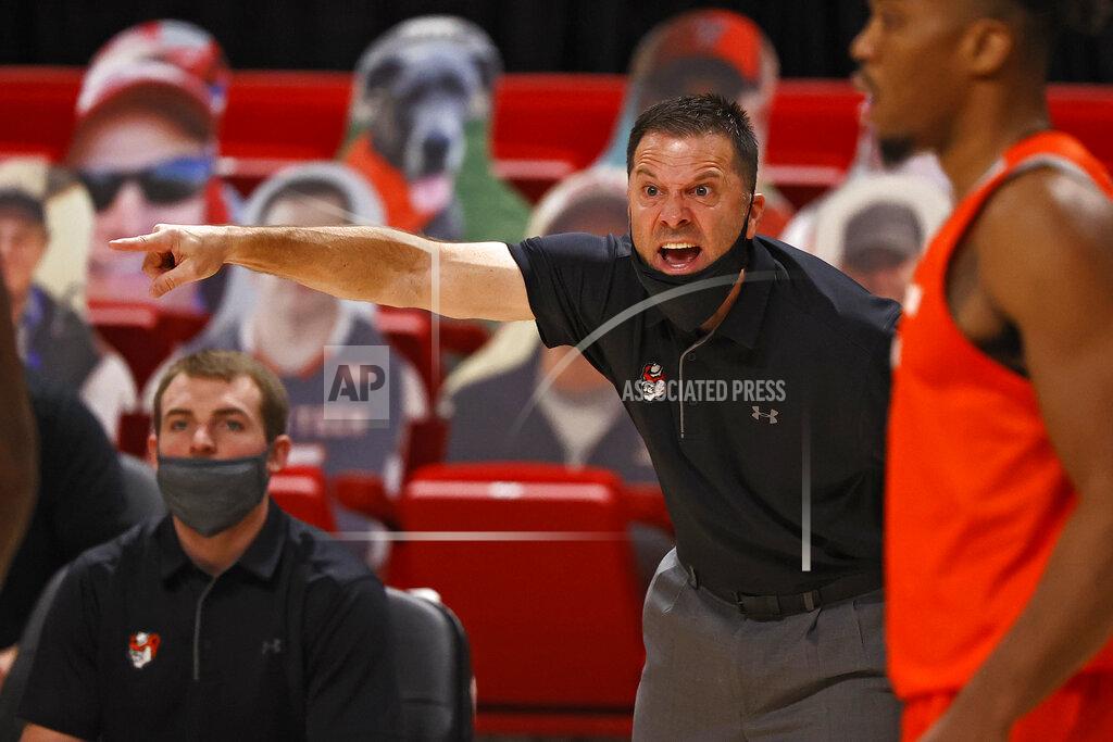 Brad Tollefson Sam Houston State coach Jason Hooten yells out to his team during the first half of an NCAA college basketball game against Texas Tech, Friday, Nov. 27, 2020, in Lubbock, Texas. (AP Photo/Brad Tollefson)