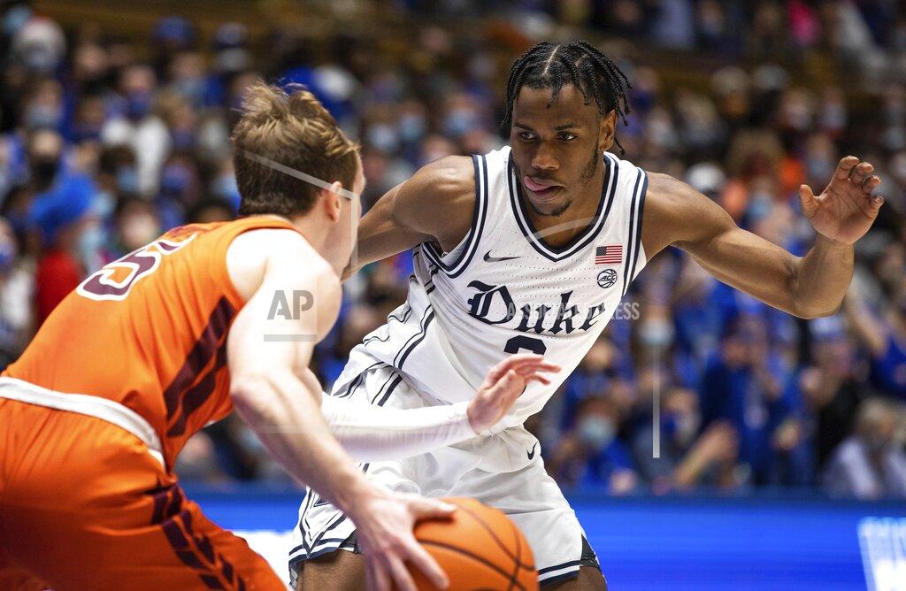 Ben Mckeown Duke's Jeremy Roach, right, guards Virginia Tech's Storm Murphy during the second half of an NCAA college basketball game in Durham, N.C., Wednesday, Dec. 22, 2021. (AP Photo/Ben McKeown)