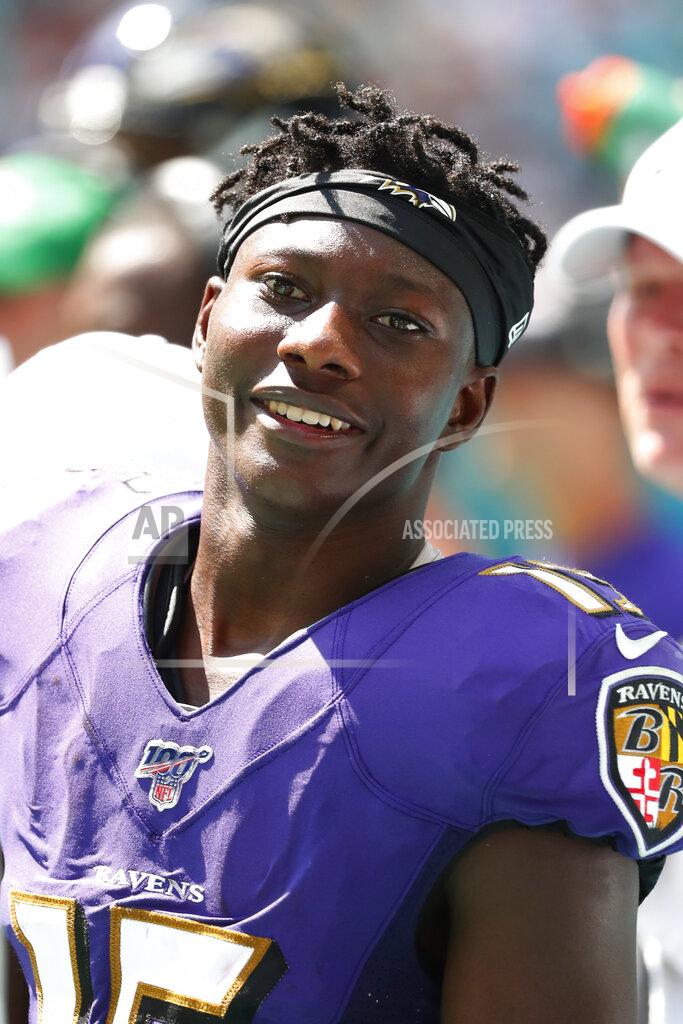 Wilfredo Lee Baltimore Ravens wide receiver Marquise Brown (15) rests on the sidelines, during the second half at an NFL football game against the Miami Dolphins, Sunday, Sept. 8, 2019, in Miami Gardens, Fla. (AP Photo/Wilfredo Lee)