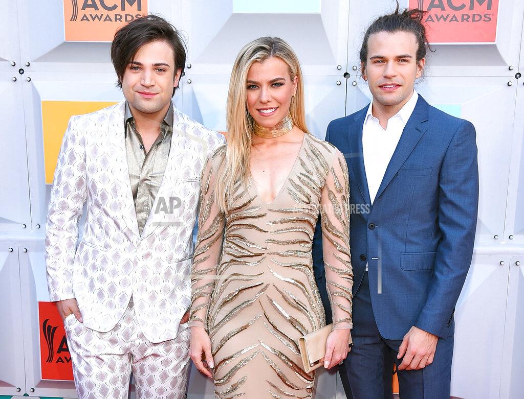Neil Perry, Kimberly Perry, Reid Perry Neil Perry, Kimberly Perry, Reid Perry
