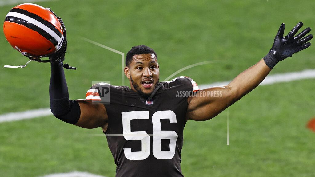 Ron Schwane Cleveland Browns outside linebacker Malcolm Smith celebrates after his team defeated the Indianapolis Colts in an NFL football game, Sunday, Oct. 11, 2020, in Cleveland. (AP Photo/Ron Schwane)