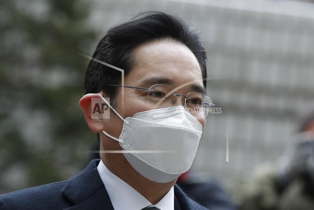 Lee Jin-Man Samsung Electronics Vice Chairman Lee Jae-yong arrives at the Seoul High Court in Seoul, South Korea, Monday, Jan. 18, 2021. South Korean court sentences Lee to 2 and a half years in prison over corruption case. (AP Photo/Lee Jin-man)