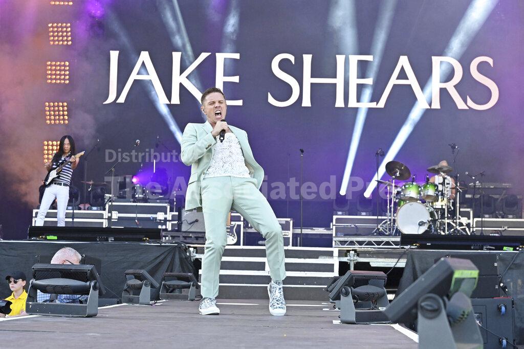 Brighton and Hove Pride Festival Concert - Brighton, UK - 8/7/22 | Buy