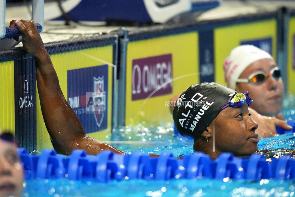 Jeff Roberson Simone Manuel participates in the women's 50 freestyle during wave 2 of the U.S. Olympic Swim Trials on Saturday, June 19, 2021, in Omaha, Neb. (AP Photo/Jeff Roberson)