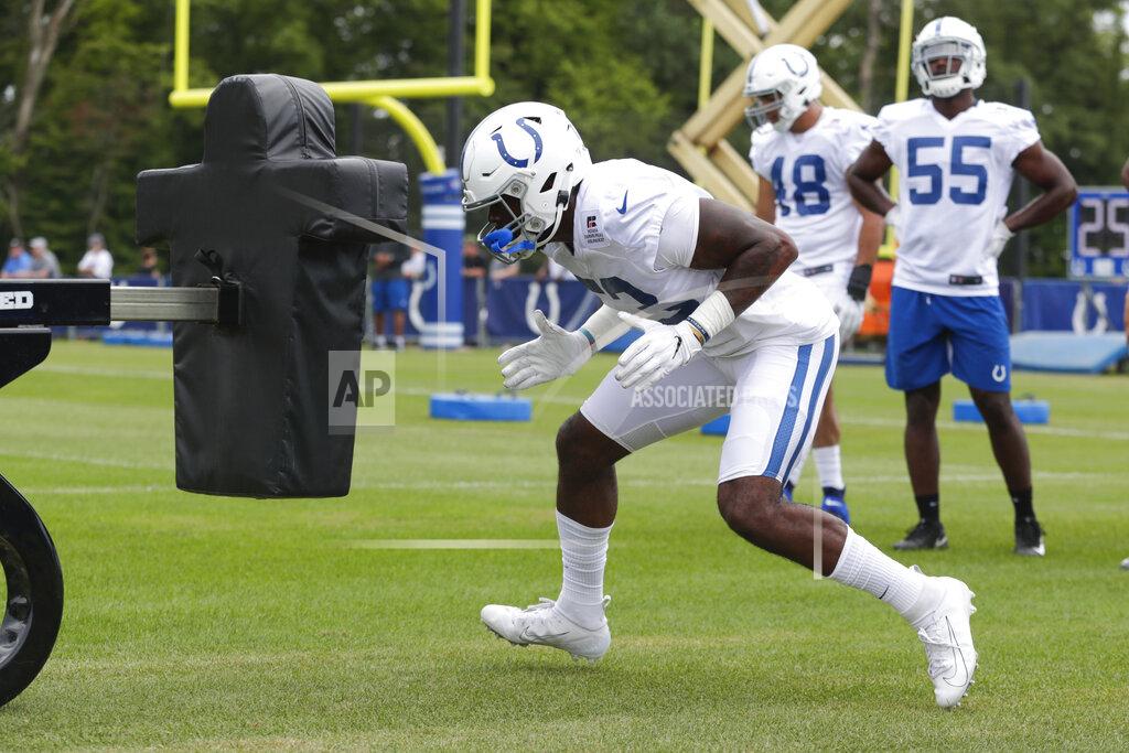 Michael Conroy Indianapolis Colts outside linebacker Darius Leonard (53) runs a drill during practice at the NFL team's football training camp in Westfield, Ind., Friday, July 26, 2019. (AP Photo/Michael Conroy)