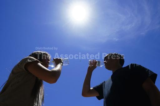 Day and night, Phoenix has sweltered from heat that wil... - Vimarsana News