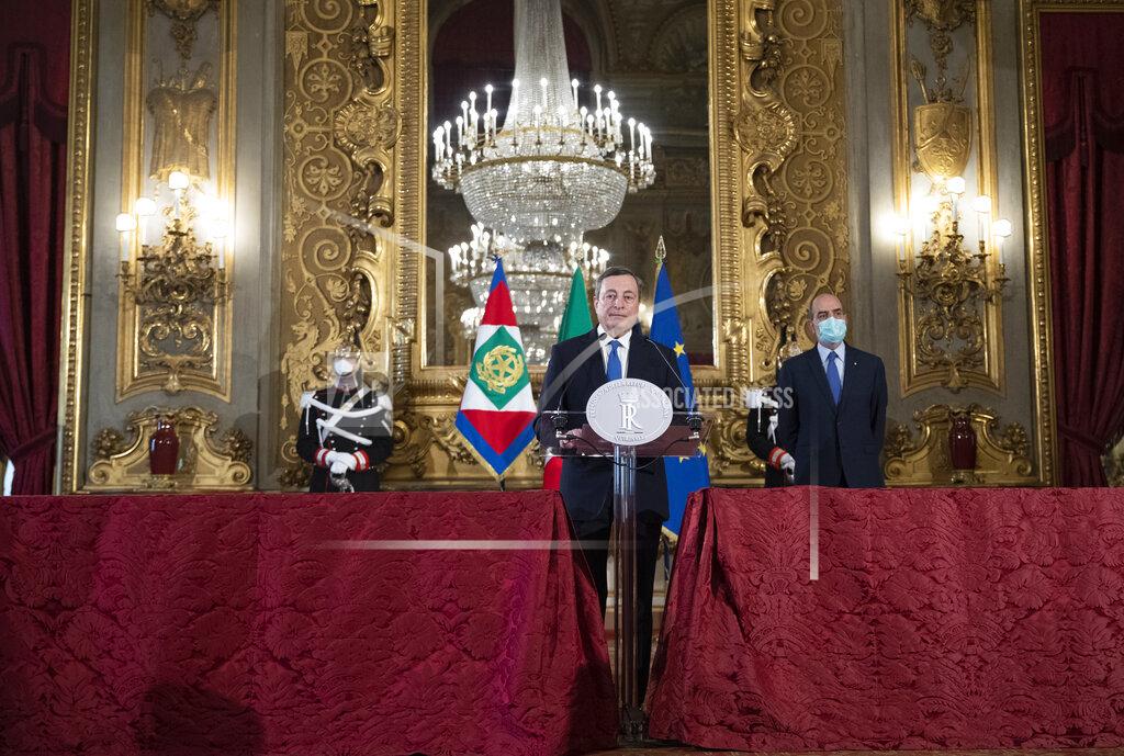 Alessandra Tarantino Former European Central Bank president Mario Draghi speaks to the media after accepting a mandate to form Italy's new government from Italian President Sergio Mattarella at the Rome's Quirinale Presidential Palace, Wednesday Feb. 3, 2021. (AP Photo/Alessandra Tarantino, Pool)