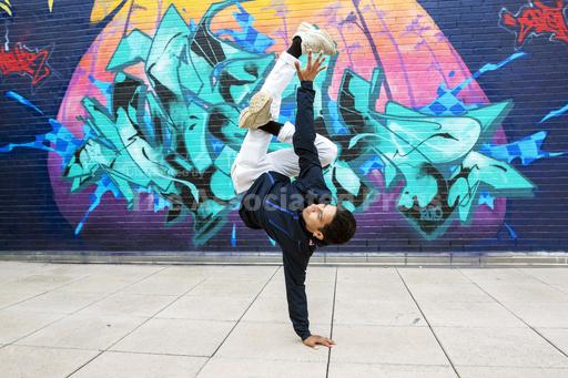 Hip-hop turns 50, reinventing itself and swaths of the... - Vimarsana News